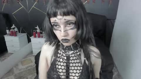 Yue Eclipsa online show from 27, 10, 2025