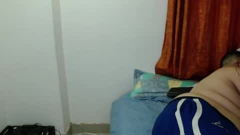 yul and val couple online show from 4, 4, 2026