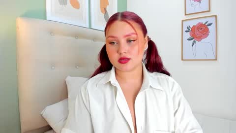 Snapshot of yuli_cardona_ chatting on 13, 1, 2025 Yuliet online show from 13, 1, 2025