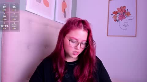 Snapshot of yuli_cardona_ chatting on 8, 3, 2025 Yuliet online show from 8, 3, 2025