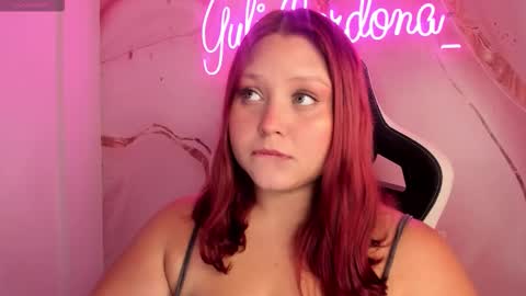 Snapshot of yuli_cardona_ chatting on 22, 10, 2025 Yuliet online show from 22, 10, 2025