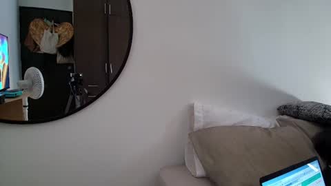 Snapshot of yulian_23 chatting on 17, 5, 2026 Ivan online show from 17, 5, 2026