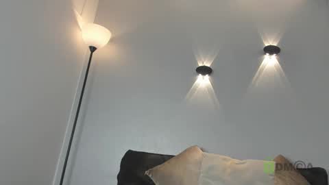 yulievans online show from 30, 12, 2024