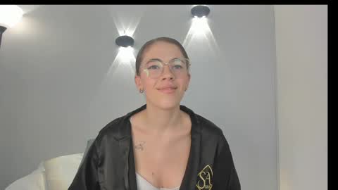 yulievans online show from 3, 2, 2025