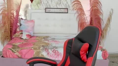 Yulisa online show from 13, 12, 2025