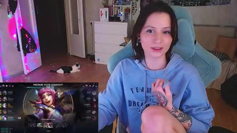 Snapshot of yum_neko_chan chatting on 9, 1, 2025 Kris online show from 9, 1, 2025