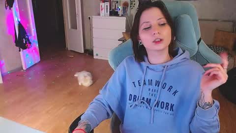 Snapshot of yum_neko_chan chatting on 12, 1, 2025 Kris online show from 12, 1, 2025