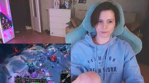 Snapshot of yum_neko_chan chatting on 3, 3, 2025 Kris online show from 3, 3, 2025