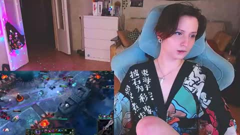 Snapshot of yum_neko_chan chatting on 6, 3, 2025 Kris online show from 6, 3, 2025