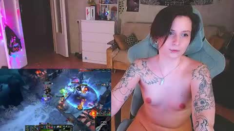 Snapshot of yum_neko_chan chatting on 8, 3, 2025 Kris online show from 8, 3, 2025