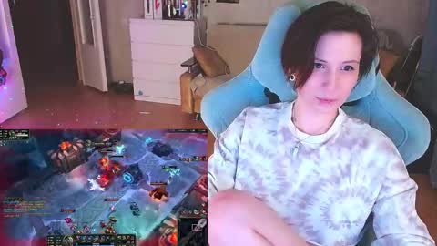 Snapshot of yum_neko_chan chatting on 11, 3, 2025 Kris online show from 11, 3, 2025