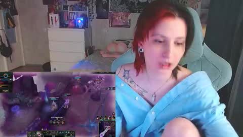 Snapshot of yum_neko_chan chatting on 2, 12, 2025 Kris online show from 2, 12, 2025