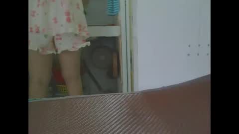 yumi123_ online show from 1, 11, 2025