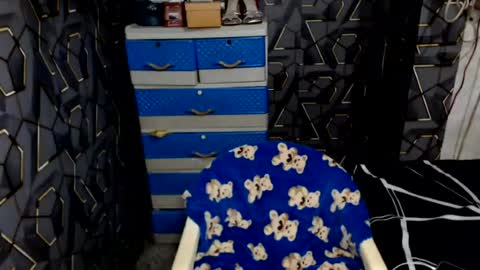 Snapshot of yumi_white chatting on 8, 7, 2026 yumi online show from 8, 7, 2026
