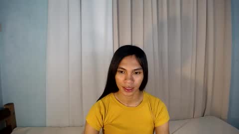 Snapshot of yumiexx chatting on 30, 6, 2026 CALL ME YUMLEXX online show from 30, 6, 2026