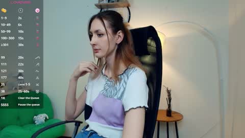 yumiko_yumi online show from 4, 4, 2026