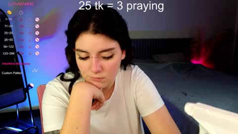 YumemiyaYumi online show from 18, 12, 2024