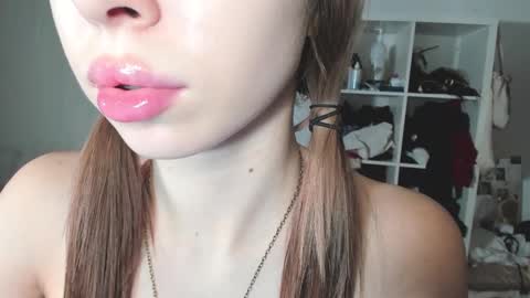 Snapshot of yumm__ chatting on 22, 12, 2024 Im away next stream September 10 at 1400 Moscow time online show from 22, 12, 2024