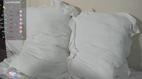 Snapshot of yumm__ chatting on 13, 9, 2025 Im away next stream September 10 at 1400 Moscow time online show from 13, 9, 2025