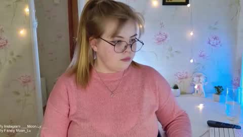 Polly online show from 1, 11, 2025