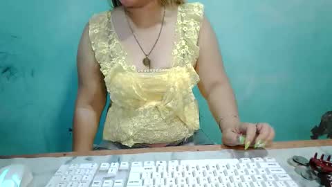 Snapshot of yummy_via chatting on 21, 2, 2026 yummy_via online show from 21, 2, 2026