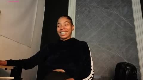 Snapshot of yummyduo chatting on 26, 11, 2025 Yummyduo online show from 26, 11, 2025