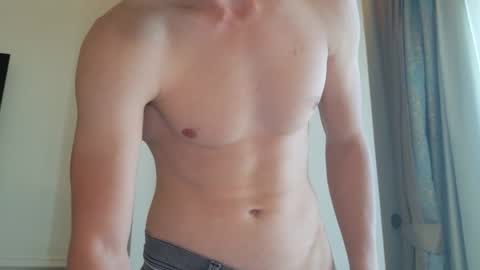 Snapshot of yumyumalexxx chatting on 23, 9, 2025 Alex online show from 23, 9, 2025