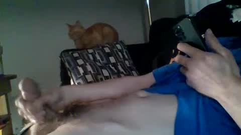 yung_henny07 online show from 5, 5, 2026