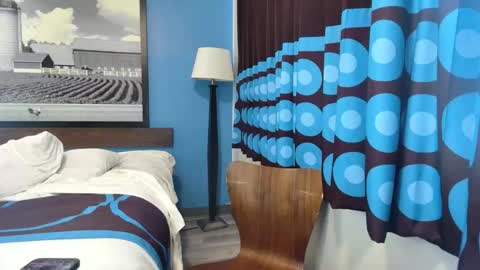 Snapshot of yungbul1 chatting on 1, 12, 2025 yungbul1 online show from 1, 12, 2025