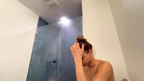 Snapshot of yungfemslut chatting on 5, 10, 2025 BbyTSSLut online show from 5, 10, 2025