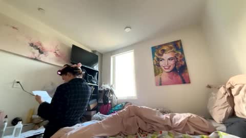 BbyTSSLut online show from 13, 5, 2026