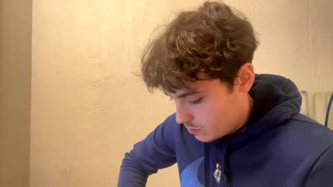 yungstudbev online show from 7, 12, 2024