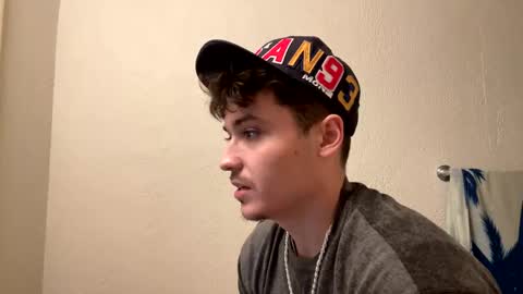 yungstudbev online show from 3, 1, 2025