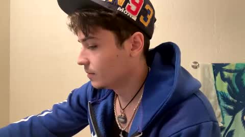 yungstudbev online show from 17, 1, 2025