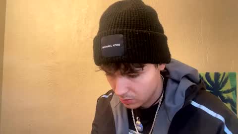 yungstudbev online show from 20, 1, 2025