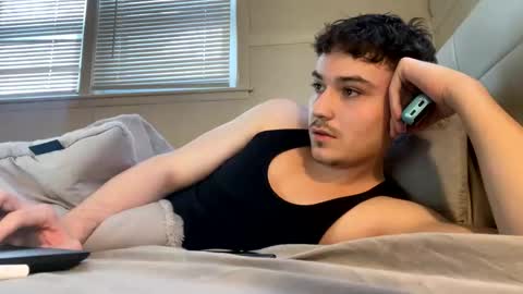 yungstudbev online show from 25, 2, 2025