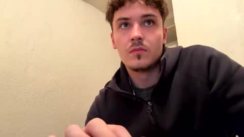 yungstudbev online show from 13, 9, 2025