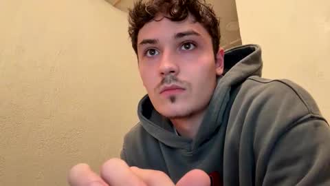 yungstudbev online show from 4, 10, 2025