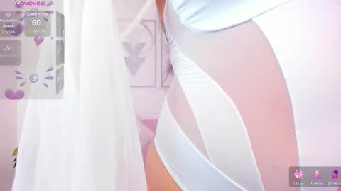 Yunna online show from 2, 12, 2025