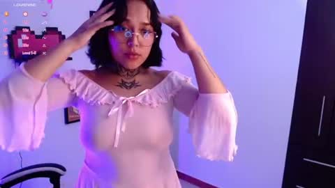 Angelly online show from 27, 7, 2026