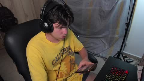 yurii_moody online show from 11, 12, 2024