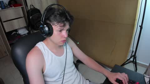 yurii_moody online show from 23, 12, 2024