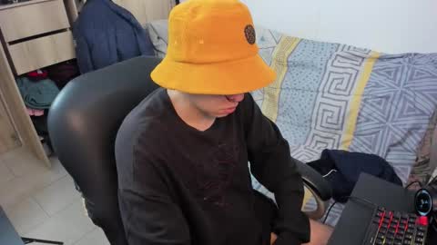 yurii_moody online show from 1, 2, 2026