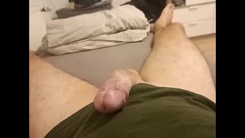 yusuf7083 online show from 12, 10, 2025