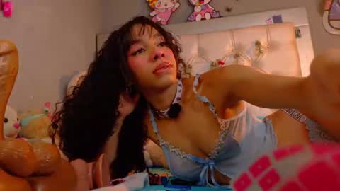 Yuyi Cam online show from 27, 7, 2026