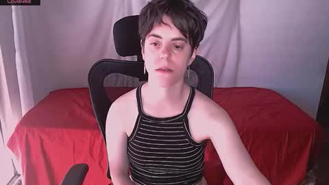 Yuyu online show from 10, 11, 2025