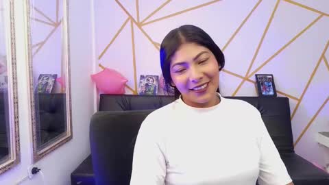 Snapshot of yvanna__smith chatting on 2, 2, 2026 yvanna__smith online show from 2, 2, 2026