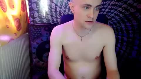 Snapshot of yyscript chatting on 9, 3, 2025 online show from 9, 3, 2025