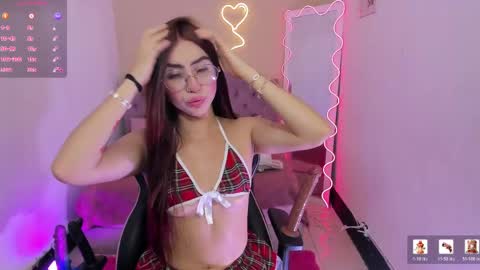 Snapshot of zaafira_tay chatting on 20, 5, 2026 zaafira_tay online show from 20, 5, 2026