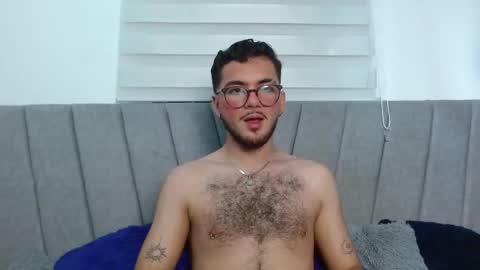 Snapshot of zac_golden chatting on 20, 10, 2025 Zack online show from 20, 10, 2025